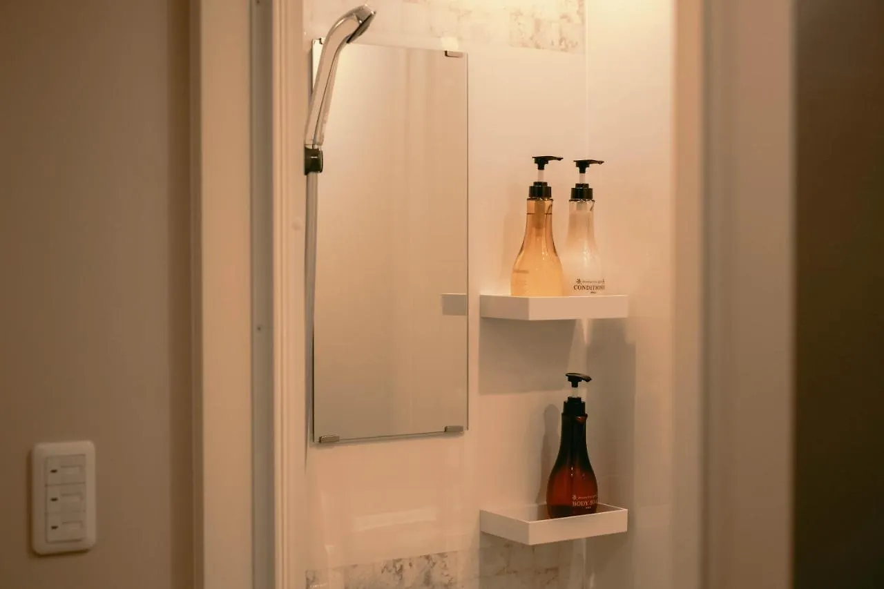 7 Rooms Hotel & Cafe - 30Mins From Disneyland طوكيو