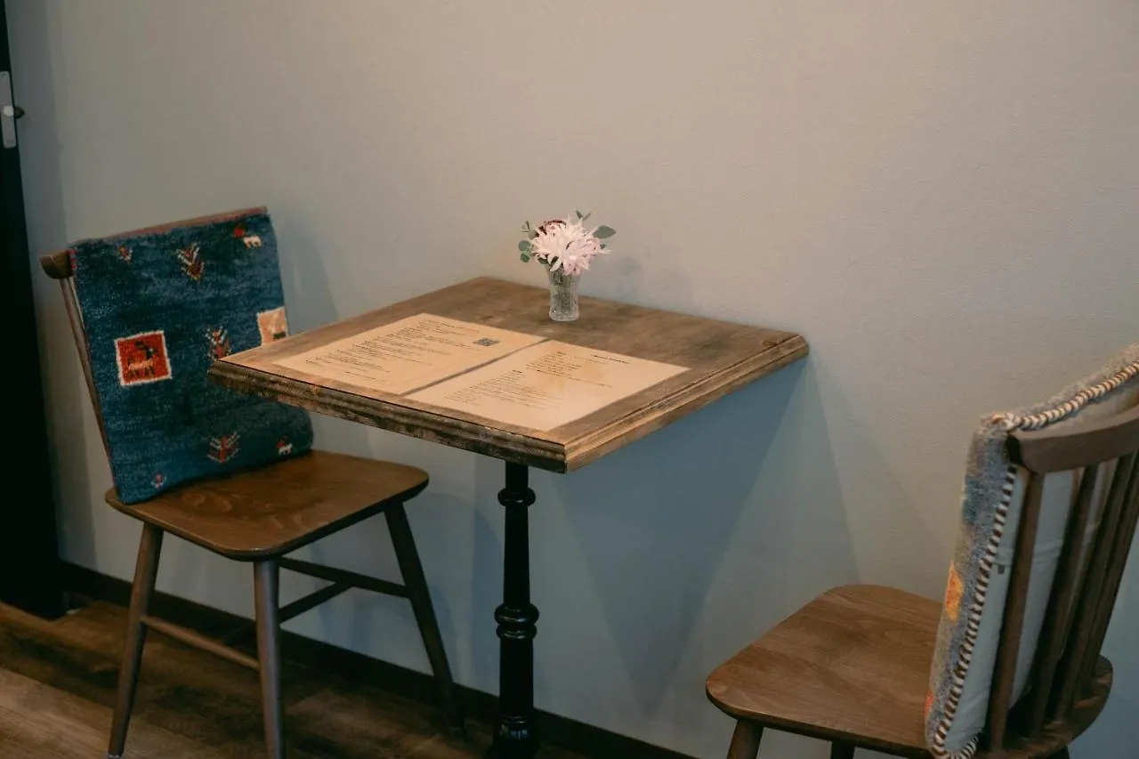 7 Rooms Hotel & Cafe - 30Mins From Disneyland طوكيو اليابان