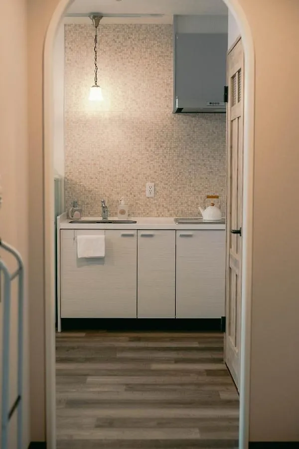 7 Rooms Hotel & Cafe Tokyo