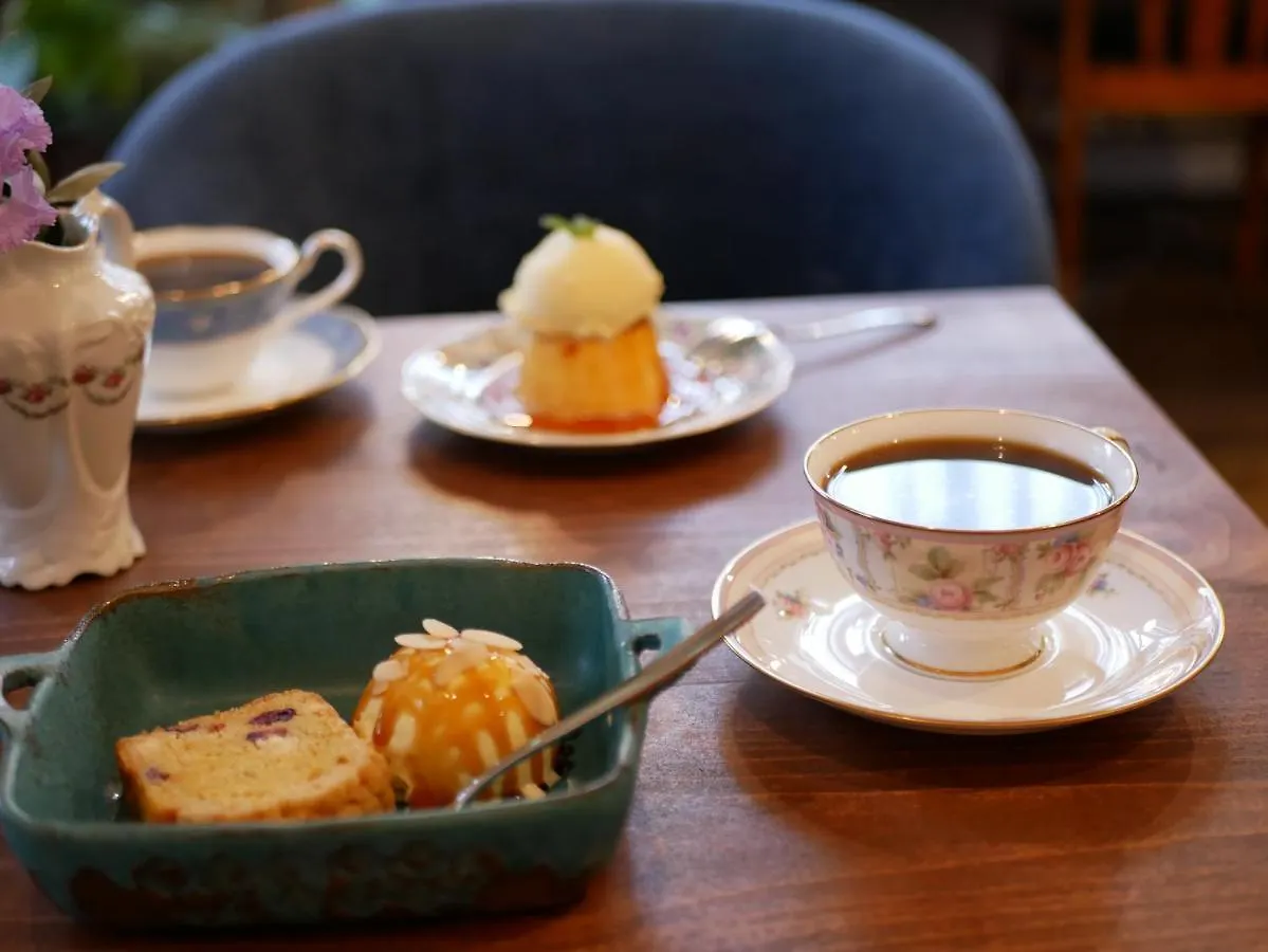 7 Rooms Hotel & Cafe Tokyo