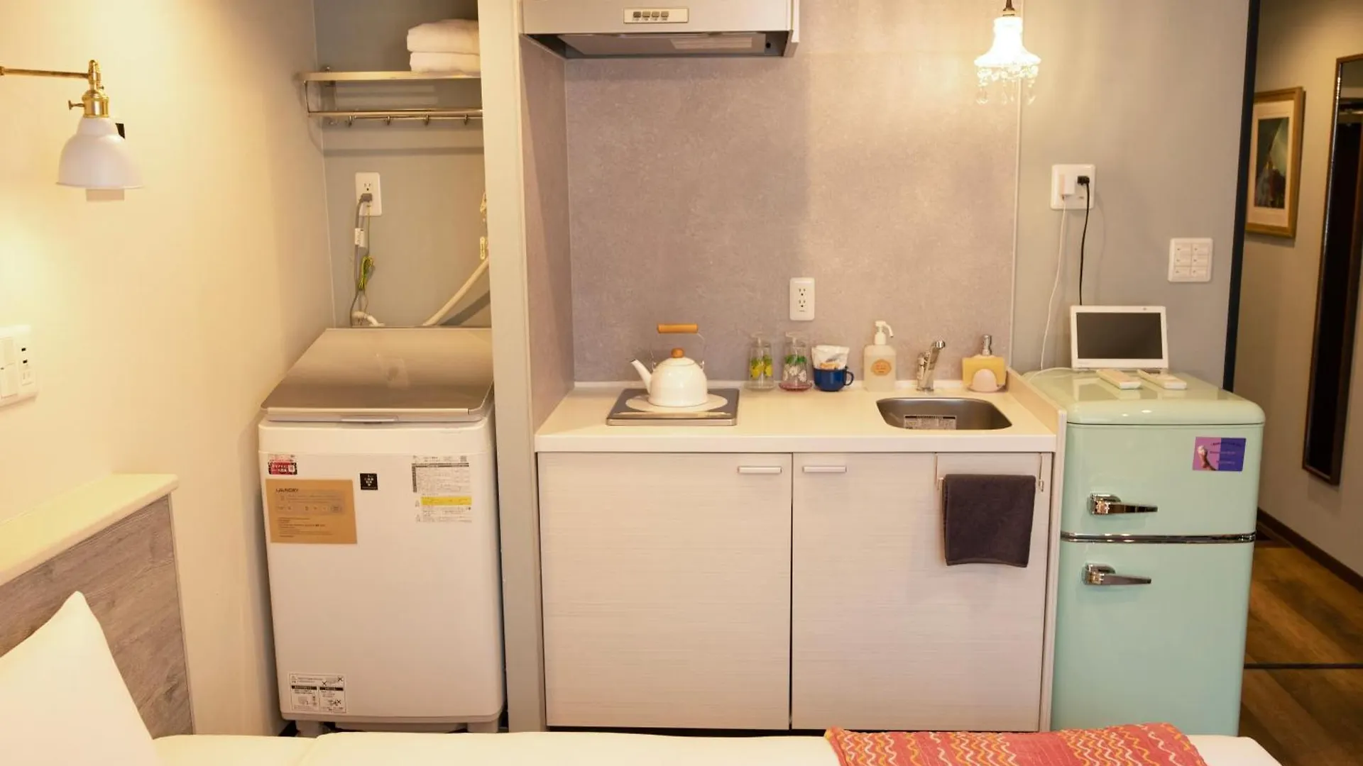 7 Rooms Hotel & Cafe Tokyo